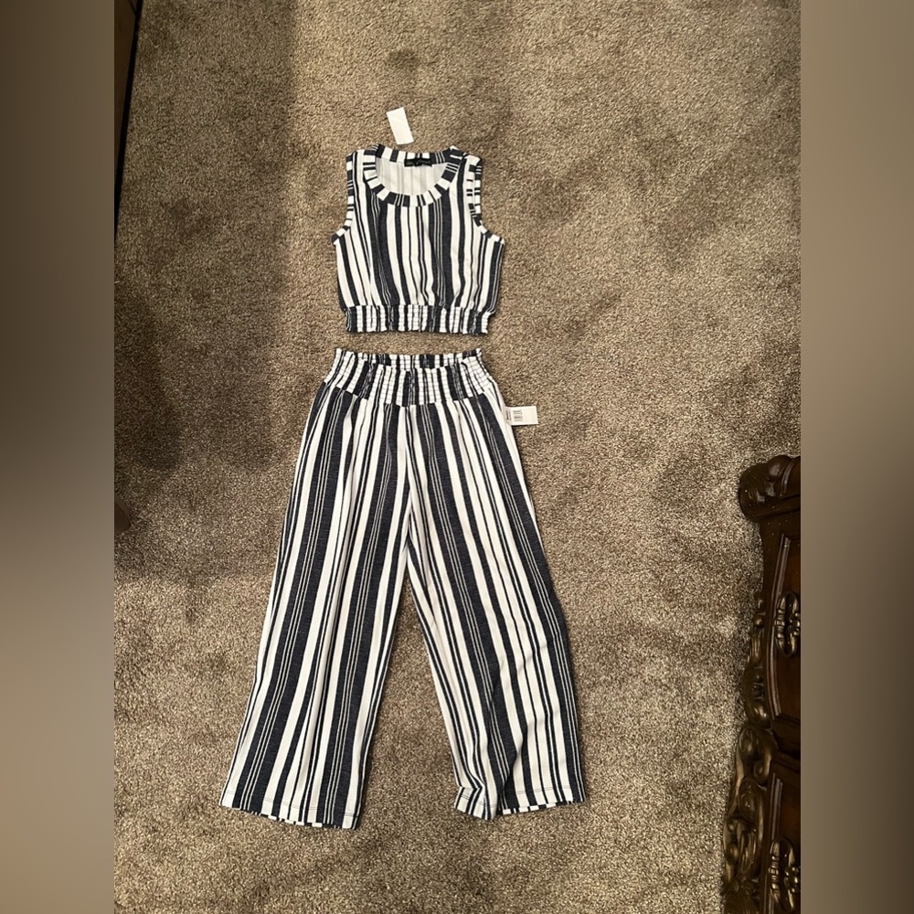 NWT nautical striped women’s two piece set size xs